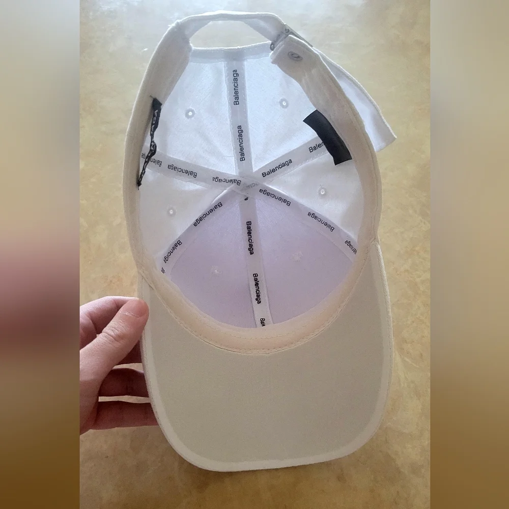 Balenciaga White Cap | One Size - Picture 3 of 7